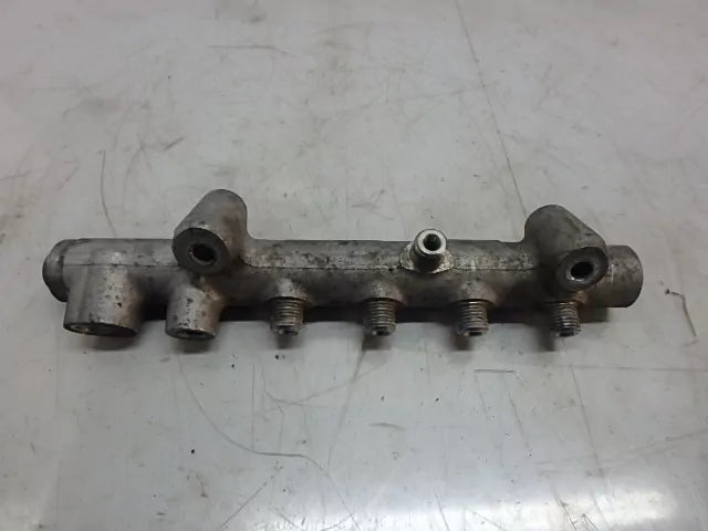 Rampa inyectora Opel Astra H Meriva 1.7 CDTI Z17DTH 0445214094 DE136743