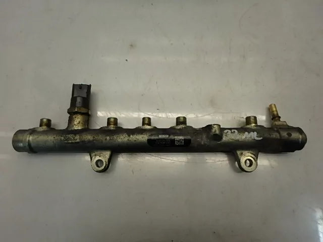 Rampa inyectora Renault Grand Scenic 2 Megane II 2 Scenic 1.9 dCi F9Q804 820039699