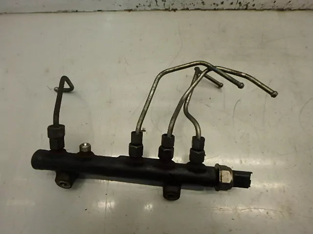 Rampa inyectora Citroen Peugeot Berlingo B9 Partner 1,6 HDi 9HN DV6ETED 9685297580