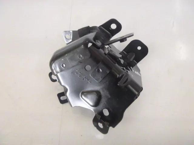 Cinturón de seguridad izquierdo Mercedes-Benz C 2,2 CDI 651.911 A2046301731