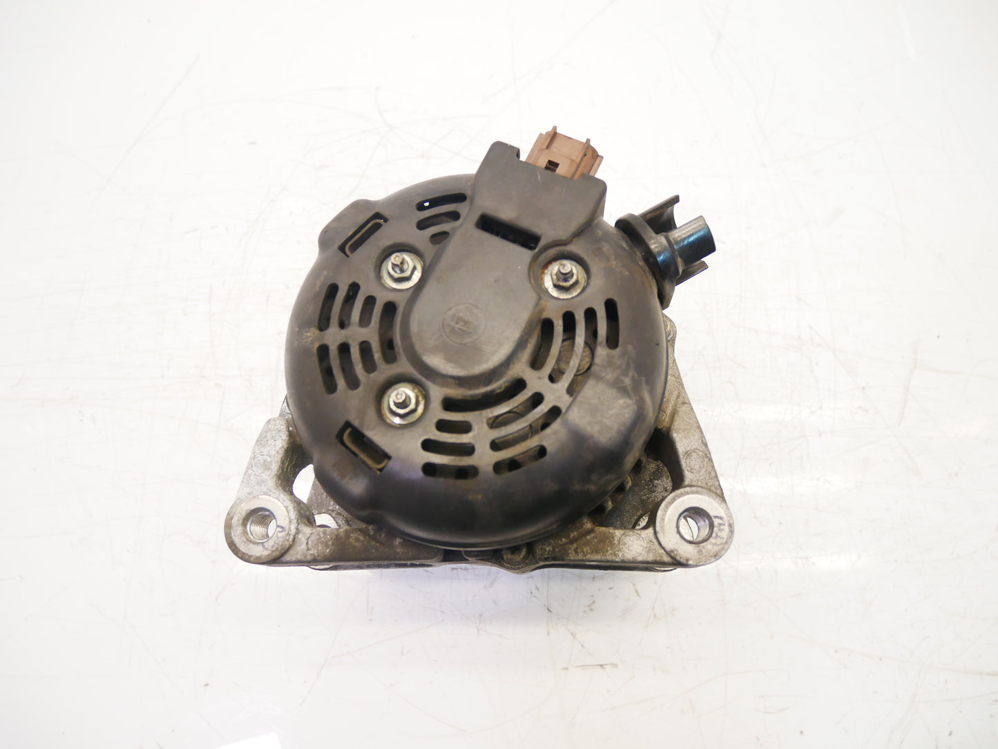 Alternador – Volvo 1,6 D D4164T 8M5T-10300-YA 150A