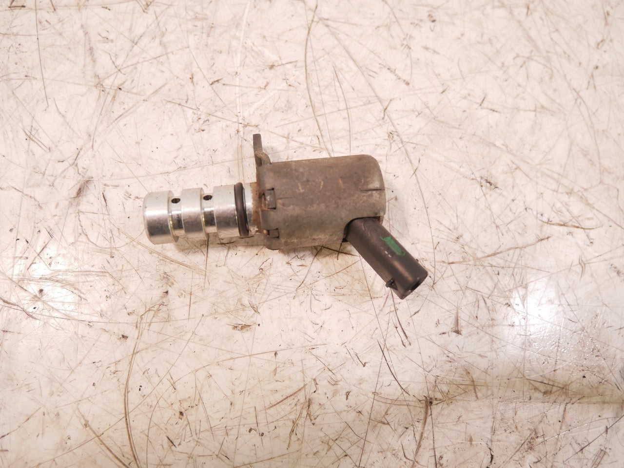 Válvula de solenoide – Audi 3,0 TFSI CTU CTUA CTUB CTUC 06E15243G