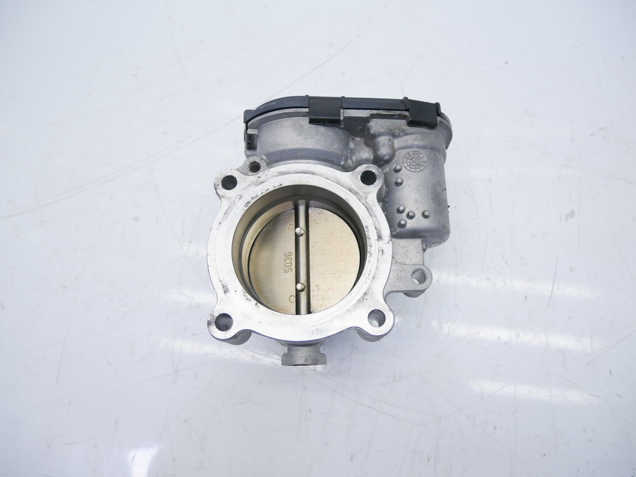 Válvula de estrangulación – Audi Volkswagen Cupra 2,0 40 TFSI DNNA DNN 06N133062B