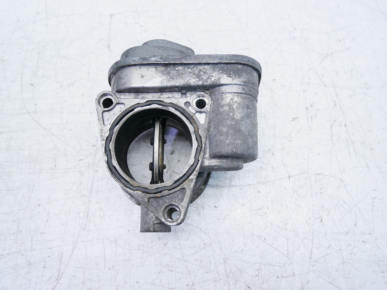 Válvula de estrangulación – Audi Seat Skoda Volkswagen 2,0 TDI Diesel BKD 038128063M