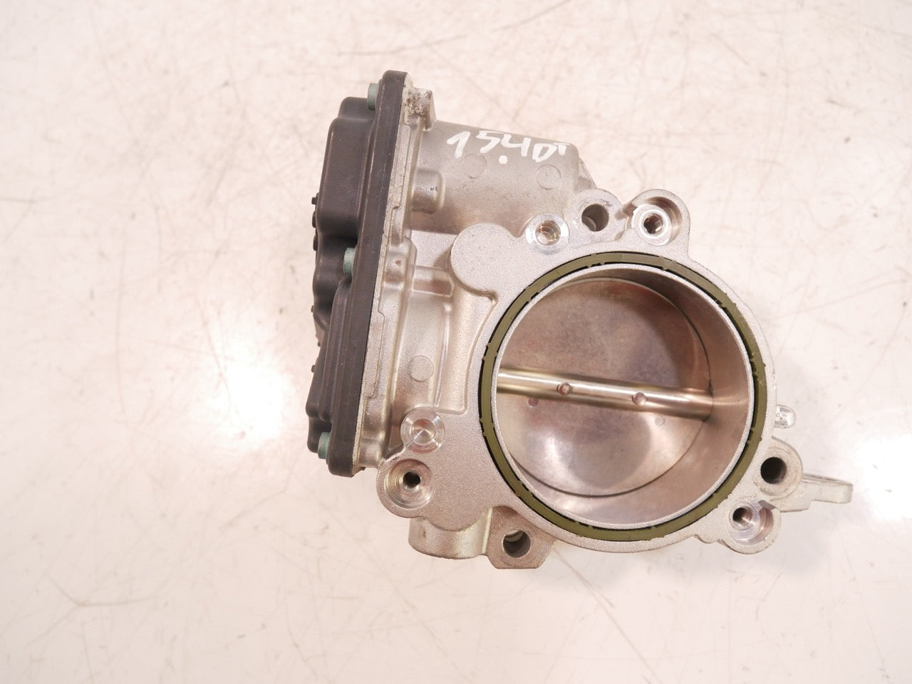 Válvula de estrangulación – BMW 2,0 320 i B48B20A 8623324