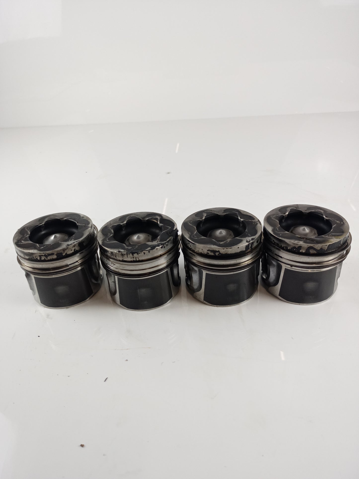 4 x Pistones – Honda Accord MK8 Tourer 2.2 i-DTEC DIESEL N22B1