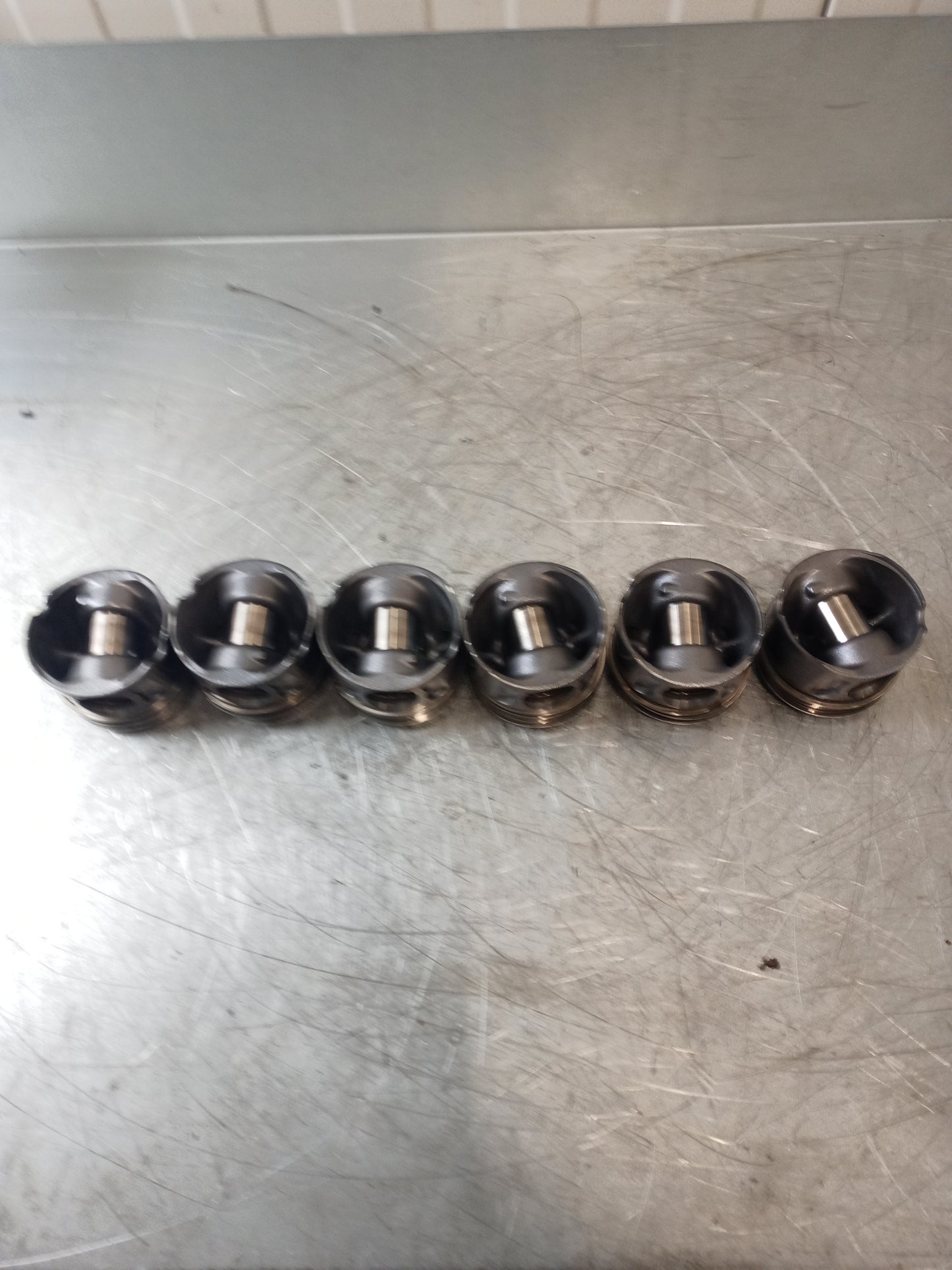 6 x Pistones – Land Rover Discovery 5 3.0 V6 D Gen2 306DT 306DTA TDV6 H268X