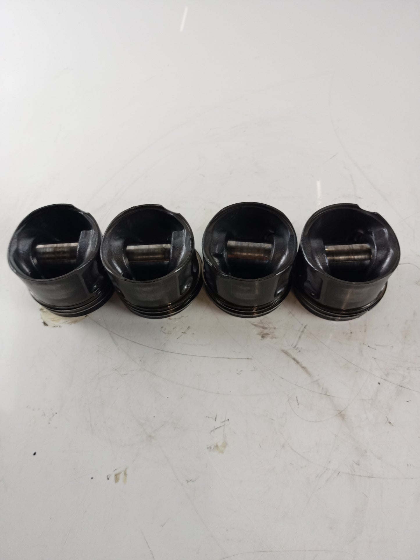 4 x Pistones – Peugeot Citroen Boxer Jumper 2.2 HDi 4HH P22DTE 4H03 9800484180