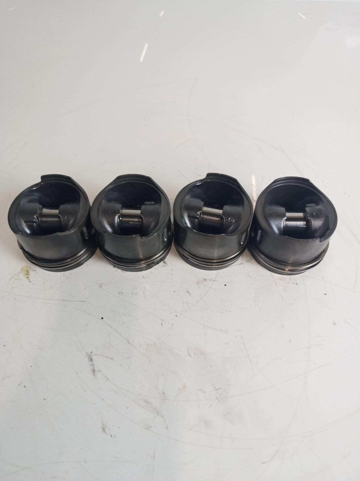 4 x pistones – Mercedes‑Benz Sprinter 2.2 CDI OM611.981 611.981 A6110300317