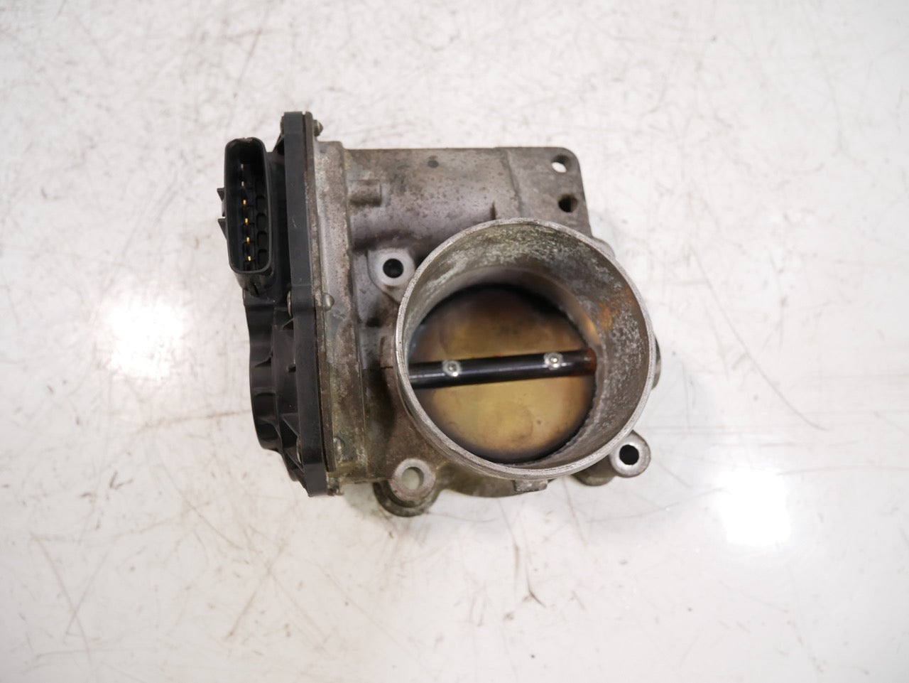 Válvula de estrangulación – Volvo 2,4 i B5244S4 30711551