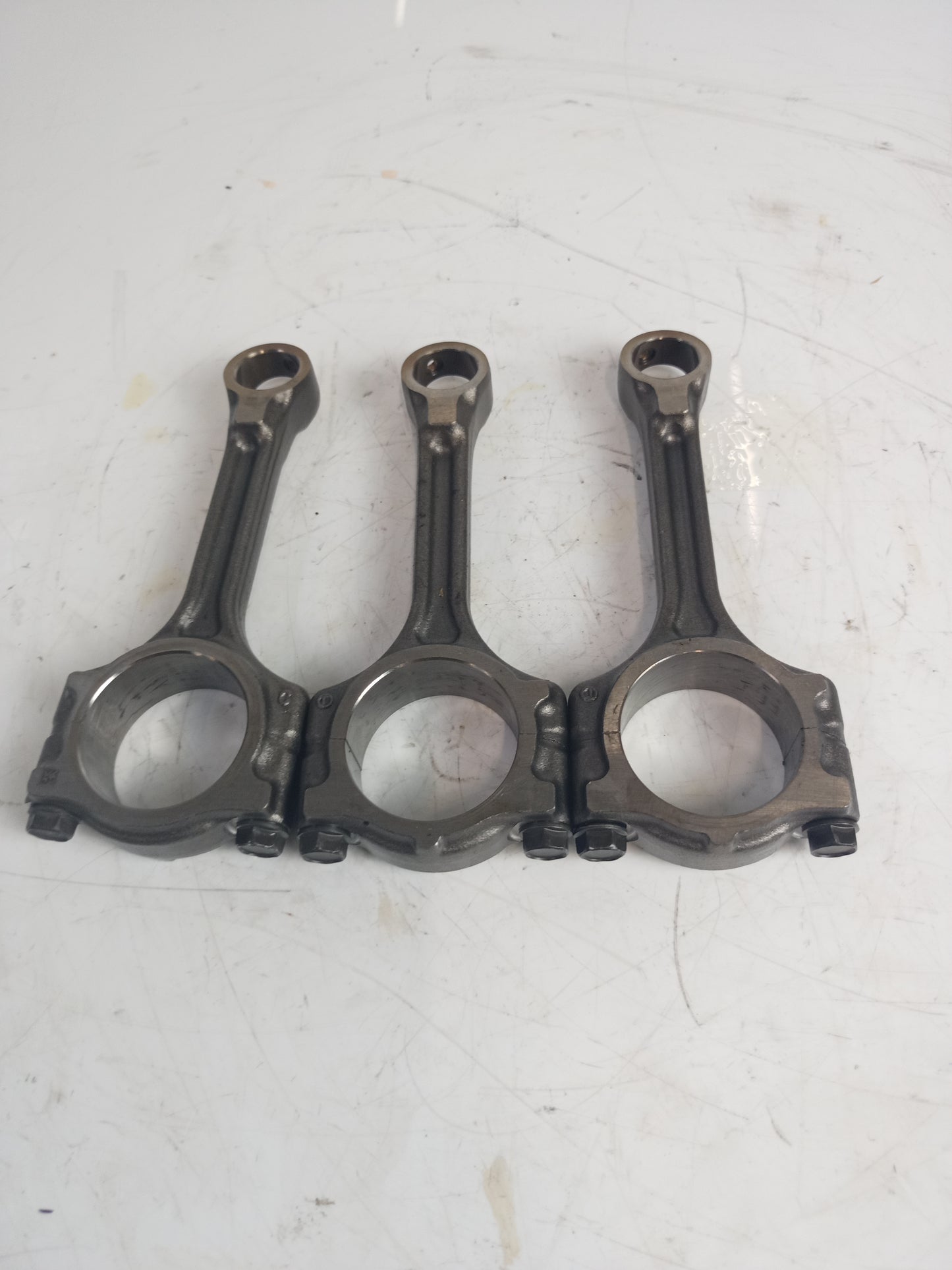 3 x biela – Dacia Mitsubishi Renault 1.0 TCe gasolina H4D 450 H4D450