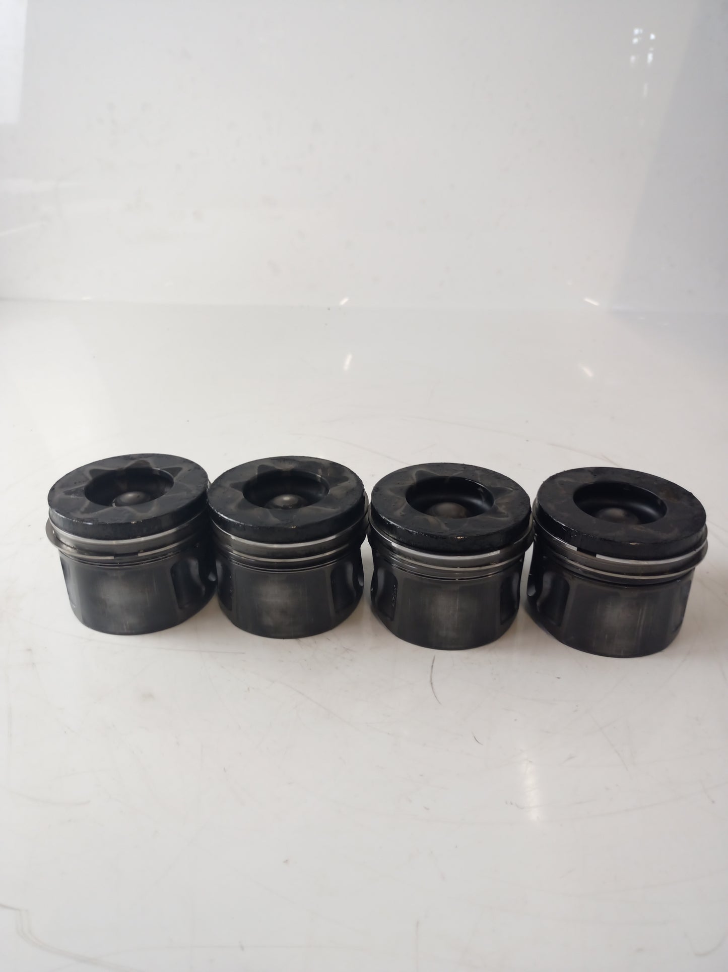4 x Pistones – Ford Transit Tourneo 2.2 TDCI Diesel QVFA T22DD0P 9648