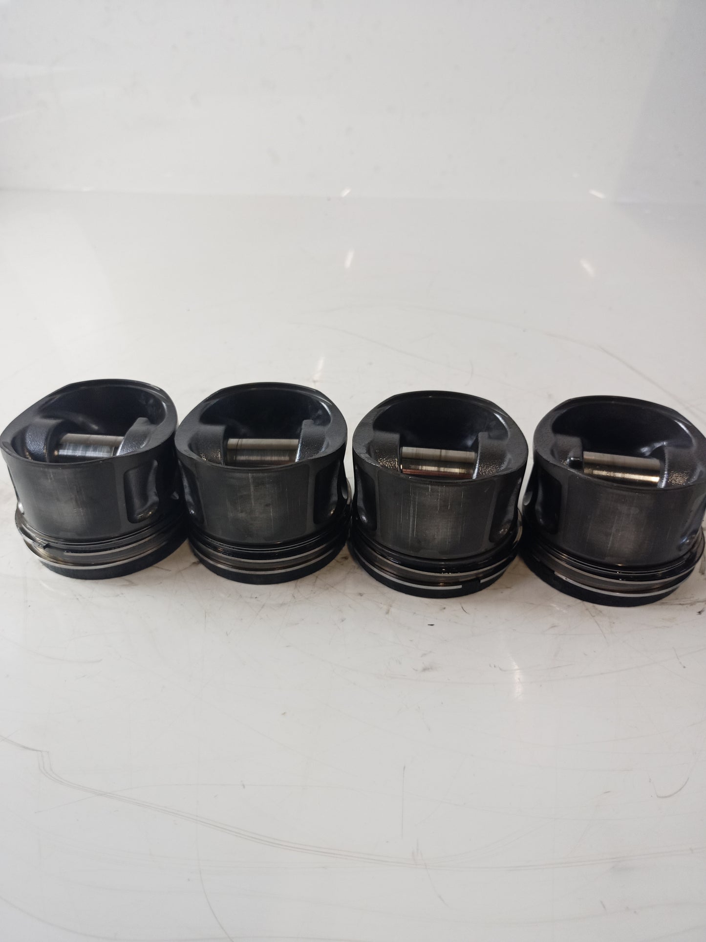 4 x Pistones – Ford Transit Tourneo 2.2 TDCI Diesel QVFA T22DD0P 9648
