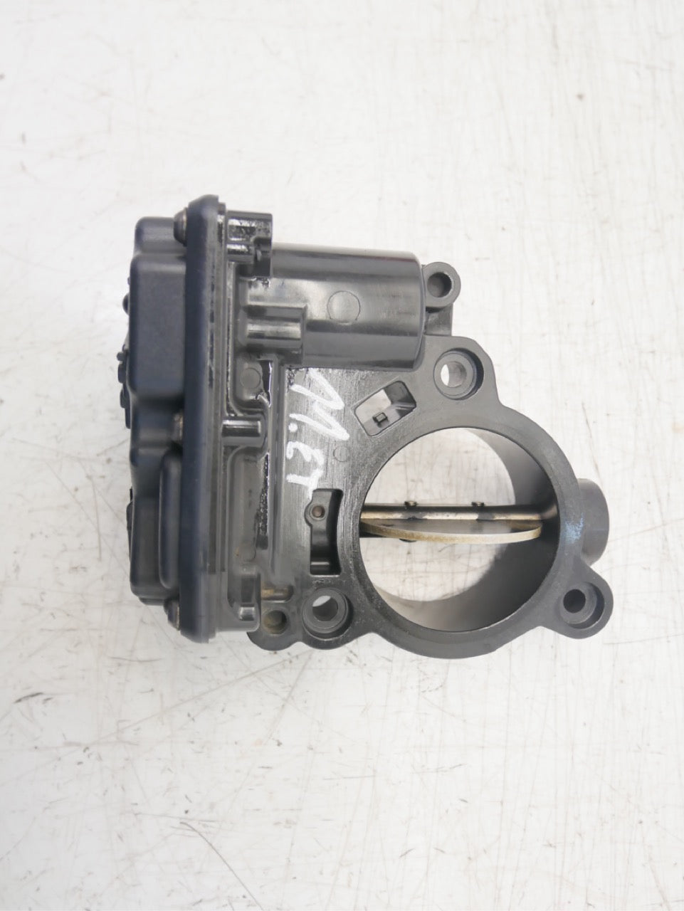 Válvula de estrangulación – BMW 2,0 318 d B47D20A B47 8512452