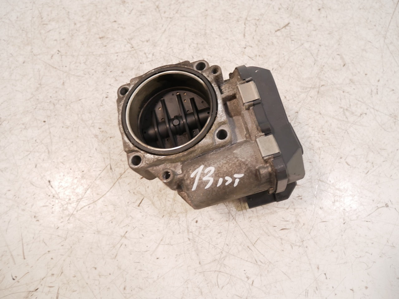 Válvula de estrangulación – BMW 2,0 320 i 318 N43B20A N43 7561066