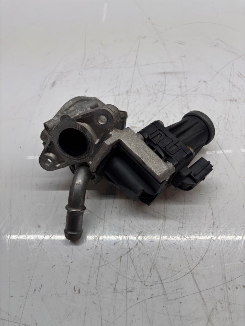 Válvula EGR Válvula de recirculación de gases de escape – Ford 3.2 TDCI SA2S FB3Q-9D475-AC