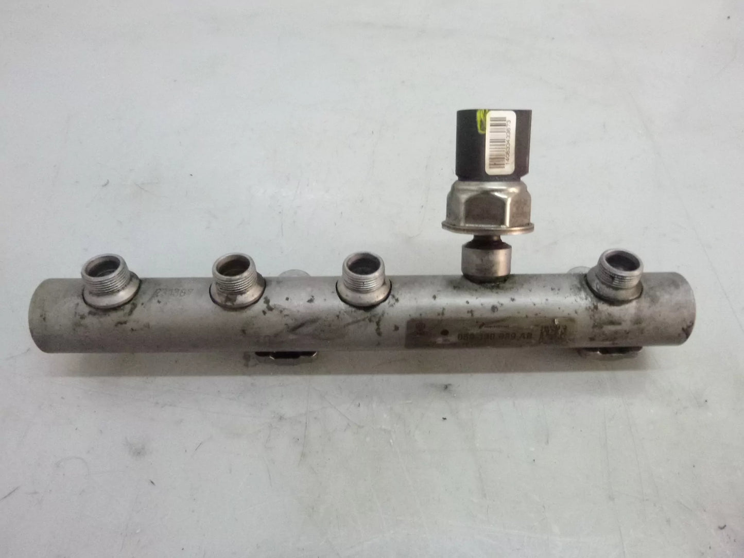 Rampa inyectora Audi Volkswagen Q7 4L Touareg 3,0 TDI BUG BKS 059130089AB DE298046