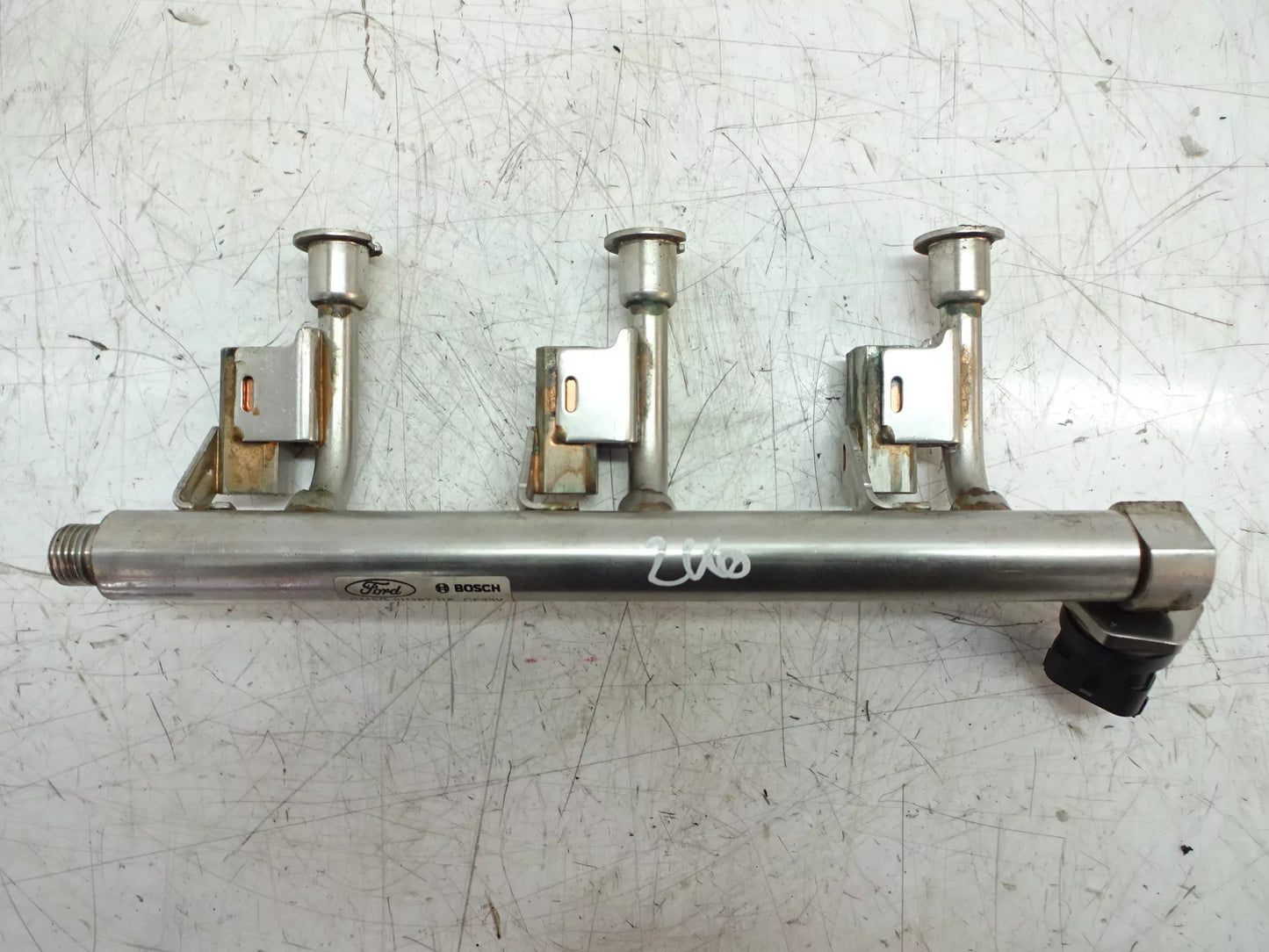 Rampa de inyección Ford Focus 1,0 EcoBoost M2DA 0261555077 CM5G-9H427-HA