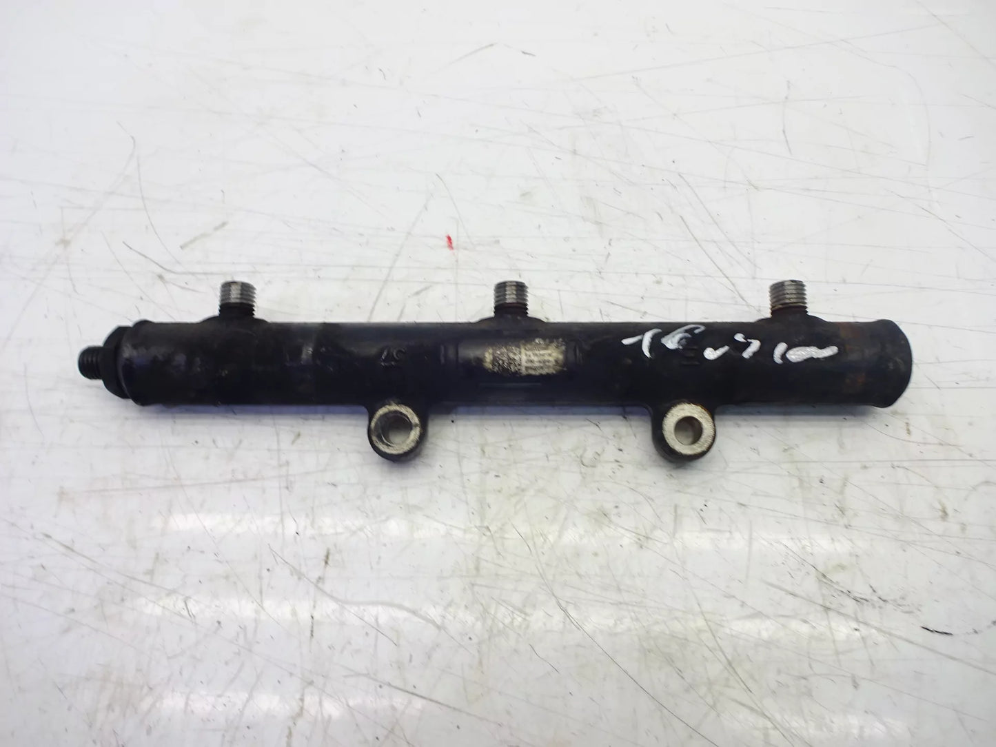 Tubo rail de inyección Citroen Peugeot 2,7 HDi Diesel UHZ DT17TED4 4R8Q-9D280-BC DE333398