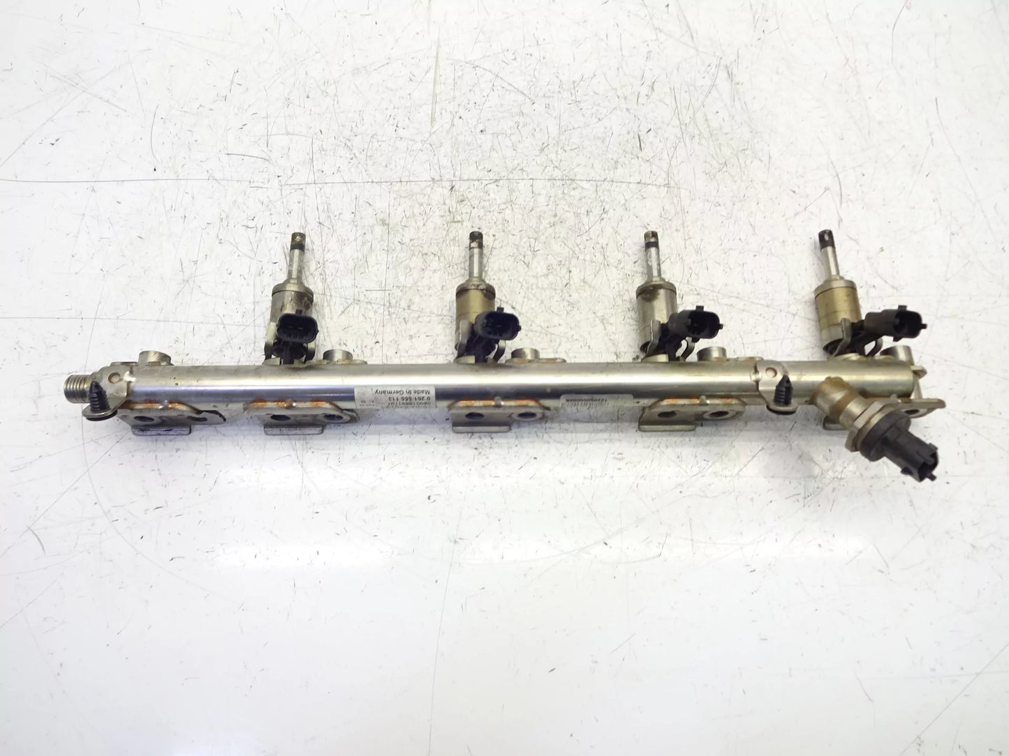 Barra de inyectores Ford Focus III 2.0 ST gasolina R9DA CJ5E-9F797-BE