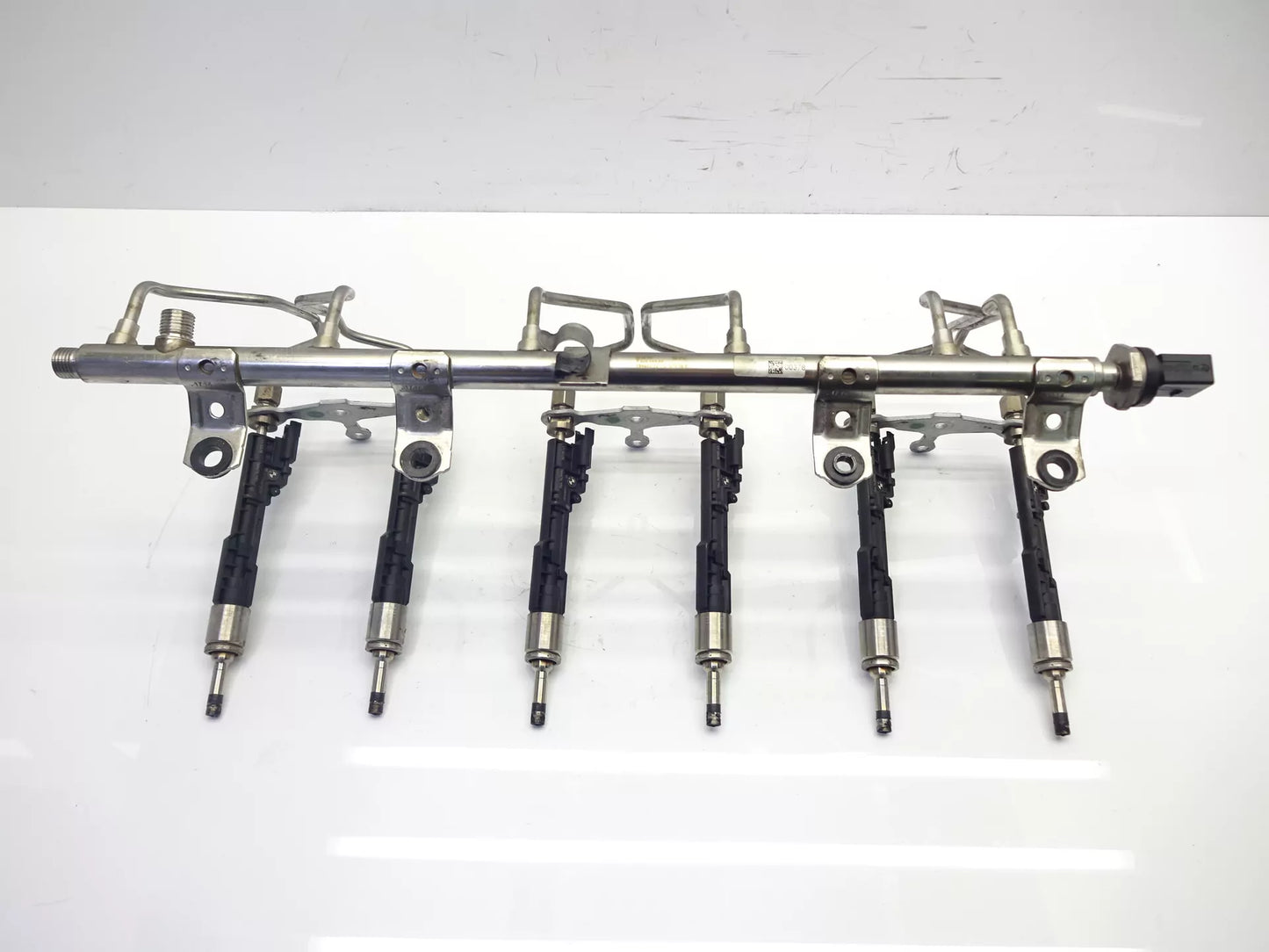 Carril del inyector BMW Serie 3 F30 F80 Serie 4 F32 F82 M3 M4 3.0 S55 S55B30A 7848383 0261500172 7639994