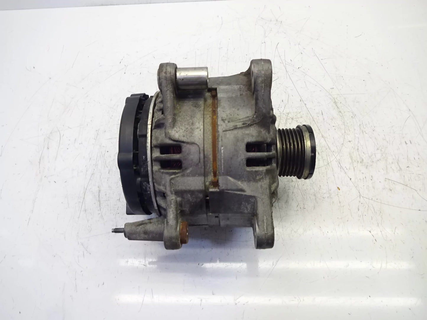 Alternador Audi A1 8X1 8XA 8X 1,4 TFSI gasolina CAX CAXA 03C903023S