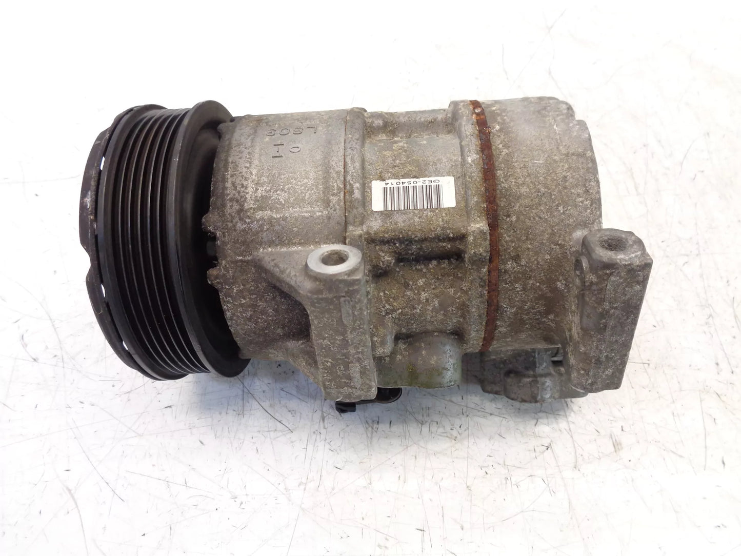 Compresor de aire acondicionado Toyota Avensis Corolla 1.8 gasolina 1ZZ 1ZZ-FE 447220-9243