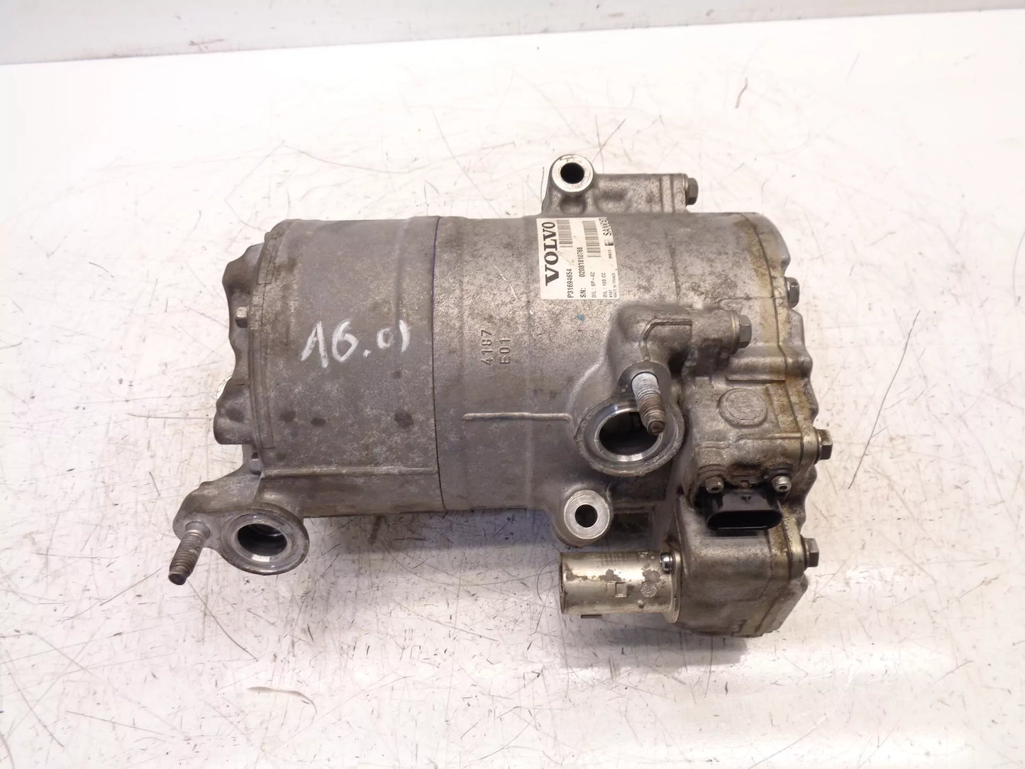 Compresor aire acondicionado Volvo V90 2,0 T8 Plug in Hybrid B4204T35 P31694654 31694654