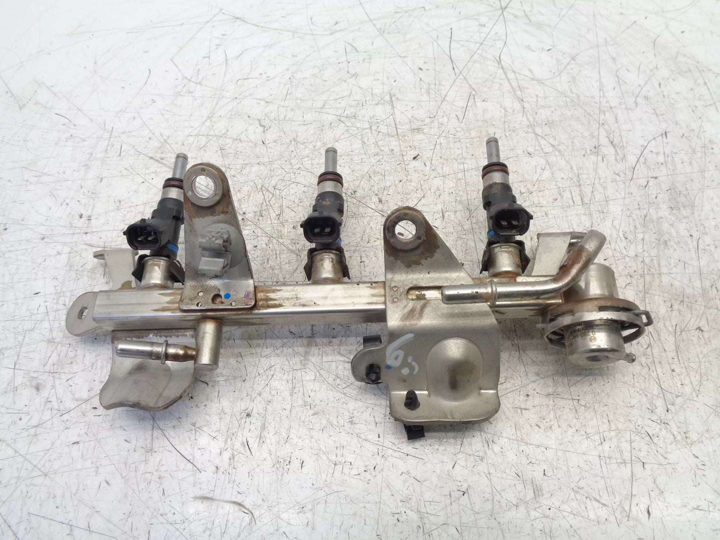 Rampa de inyección Dacia Sandero 0,9 TCe 90 gasolina H4B400 H4B412 175201470R