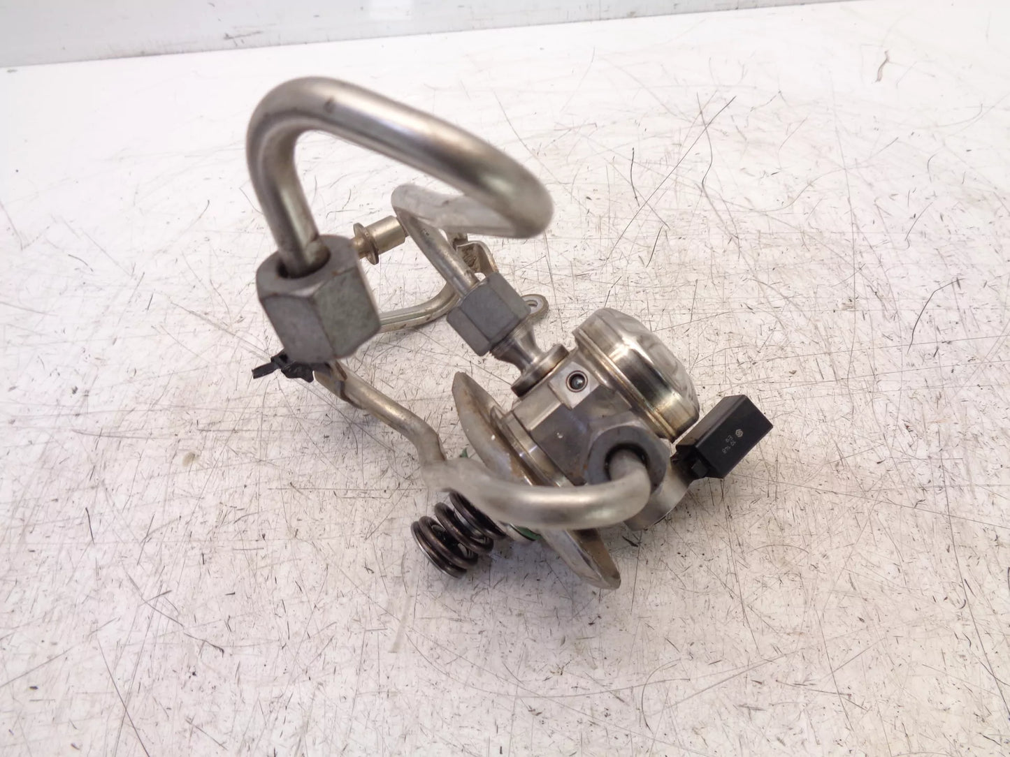 Bomba de combustible Dacia Duster HJD HM 1,3 TCe H5H470 H5H 16303162R