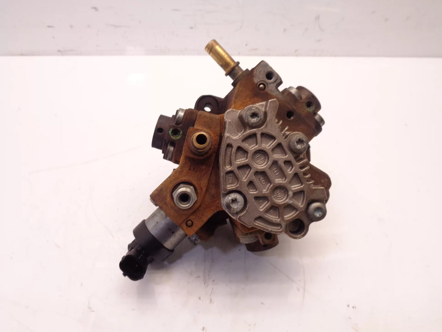 Bomba de alta presión Peugeot Citroen 1.4 HDi 8HX DV4TD 0445010102 96563100380
