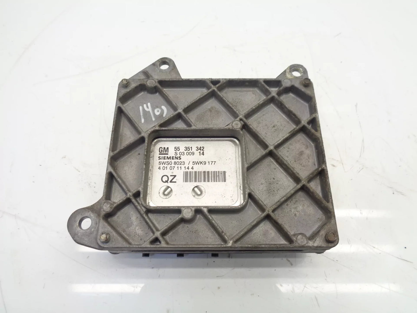 Centralita Opel Vauxhall Vectra C 2,2 DGi gasolina Z22YH LCH 55351342