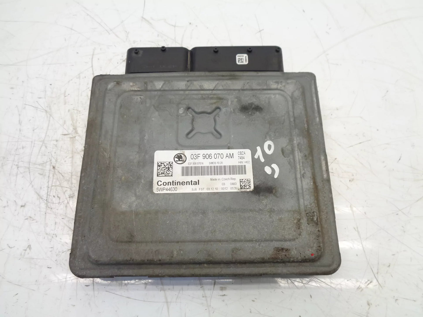 Centralita Skoda Fabia MK2 II 1,2 TSI gasolina CBZA CBZ 03F906070AM