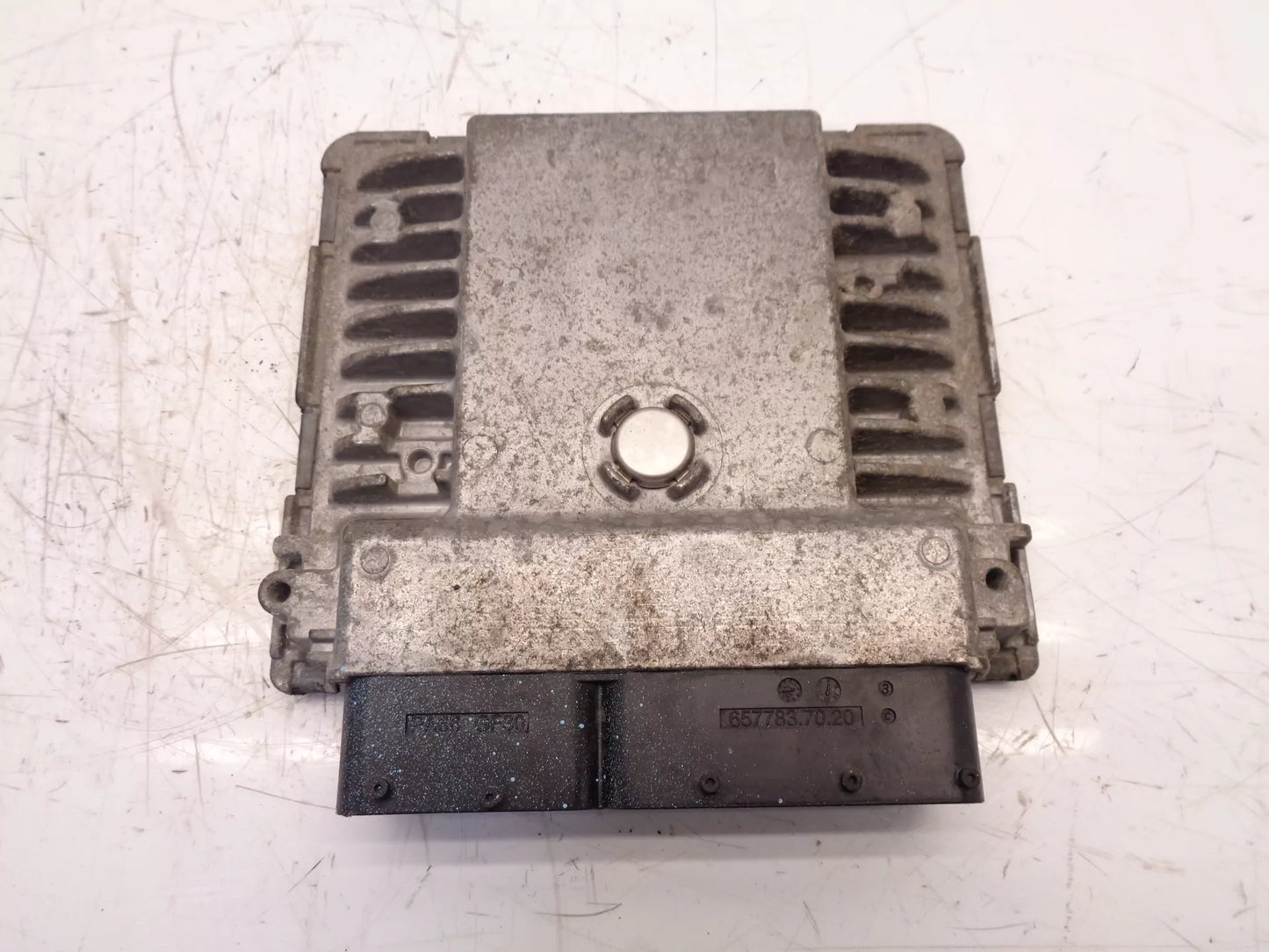 Centralita Skoda Fabia MK2 II 1,2 TSI gasolina CBZA CBZ 03F906070AM
