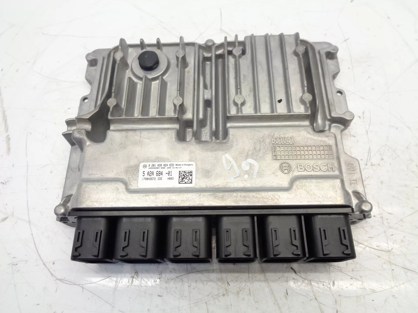 Centralita BMW 2er F45 F46 218i 1,5 gasolina B38A15A B38 0281039024 5A2A684