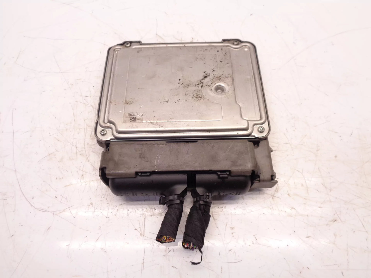 Centralita Volkswagen Volkswagen Golf Tiguan Jetta 1,4 TSI CAVD CAV 03C906027G