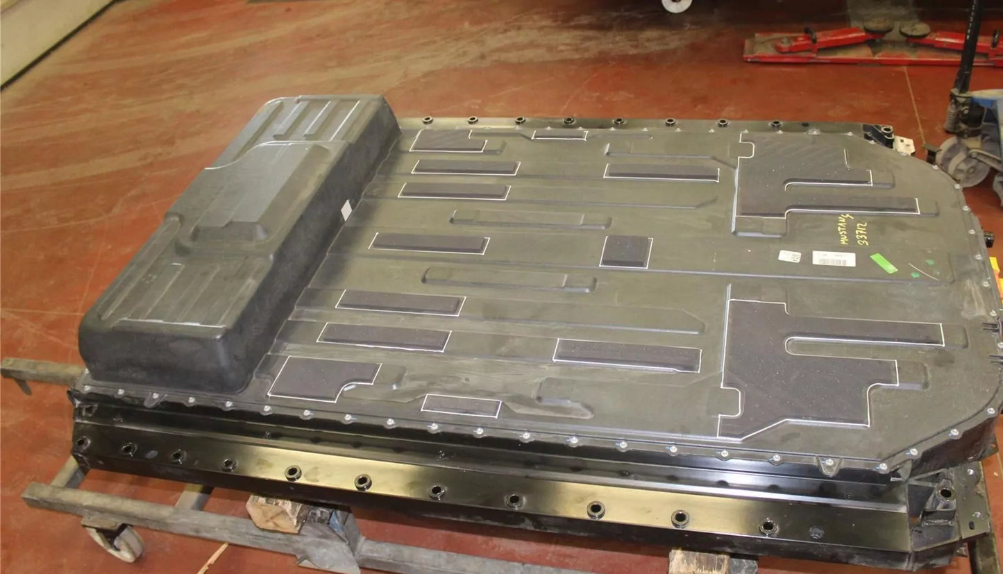 Batería de alto voltaje Ford Mustang 2498110 LJ9810C699AC