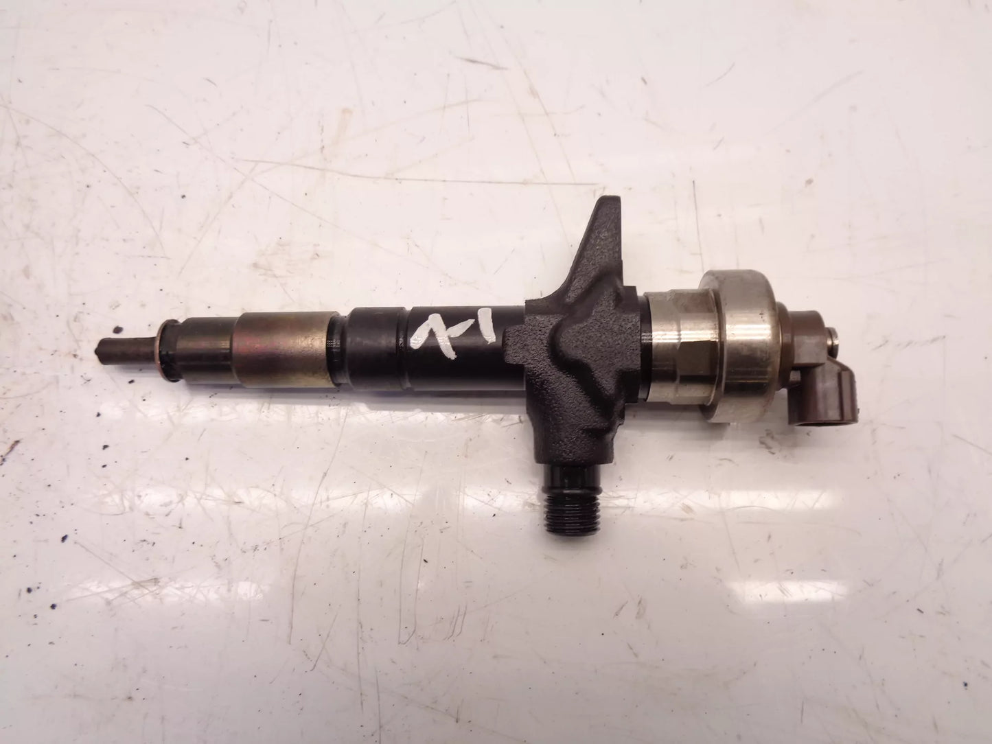 Inyector boquilla de inyección Fiat Lancia Bravo 2.0 D Multijet 198A5000 0445110299