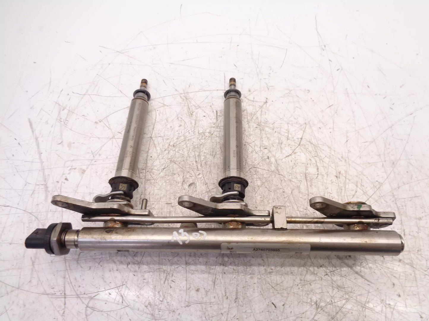 Rampa de inyección Mercedes-Benz W204 S204 C204 3,5 M276.957 A2760703995