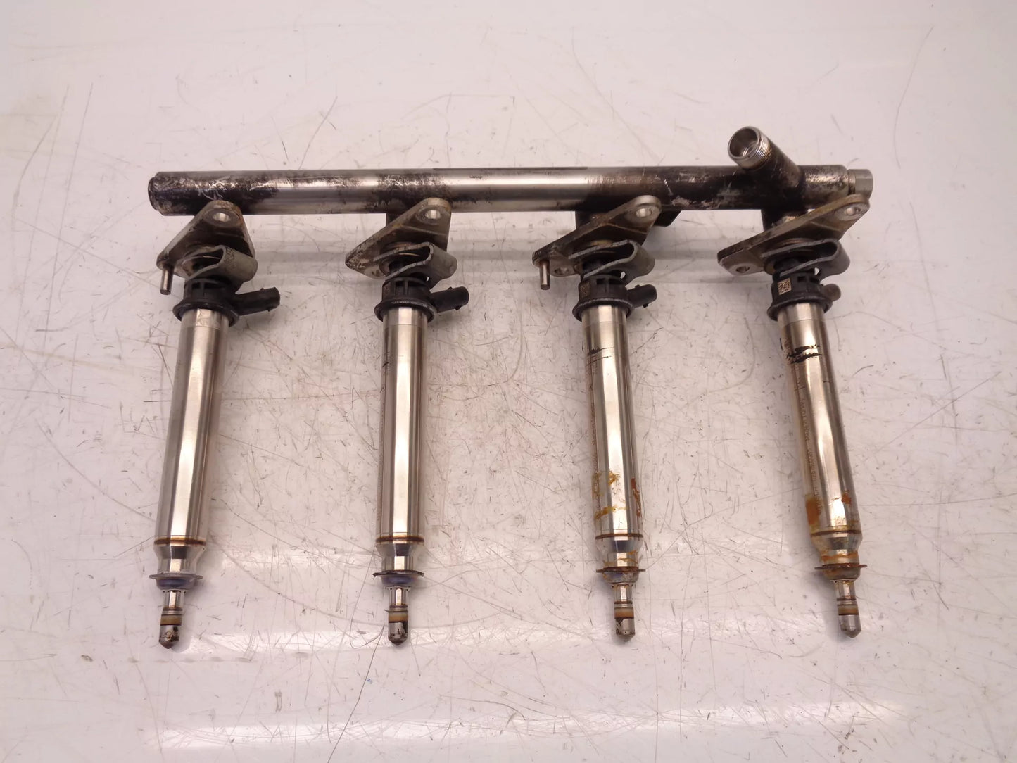 Rampa de inyección Mercedes-Benz 2,0 C 350 e M274.920 274.920 A2740700995