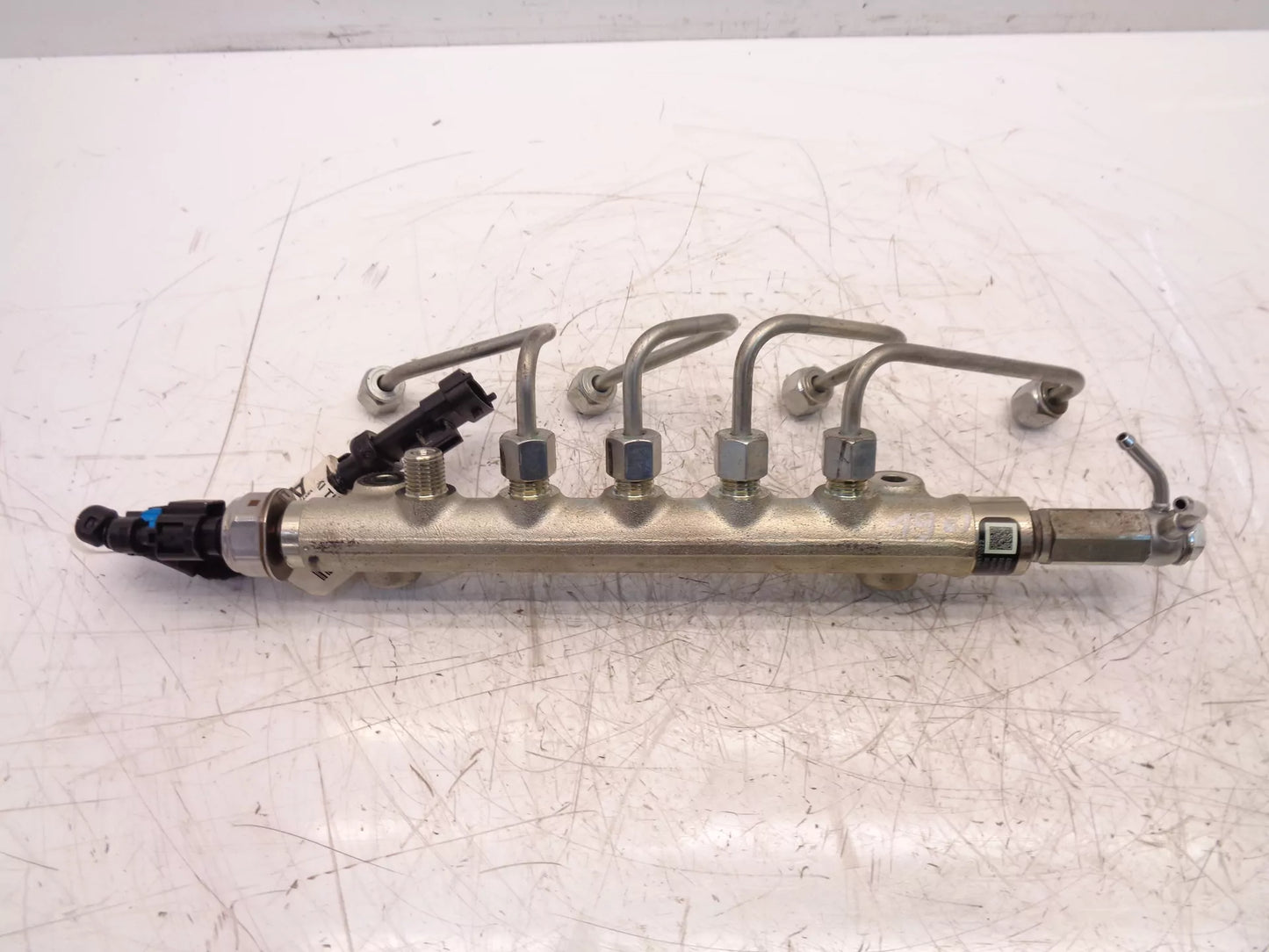 Rampa inyectora Opel Astra J 1,6 CDTI Diesel B16DTH 55570022