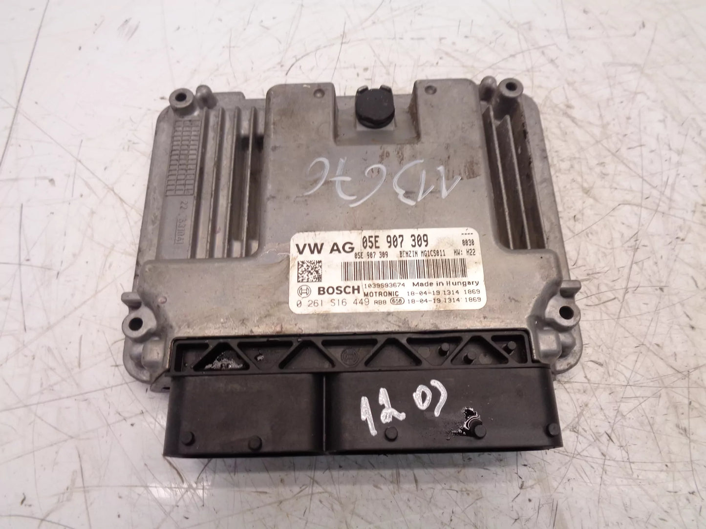 Centralita Audi A3 8V 1,5 TFSI TSI gasolina DADA DAD 05E907309