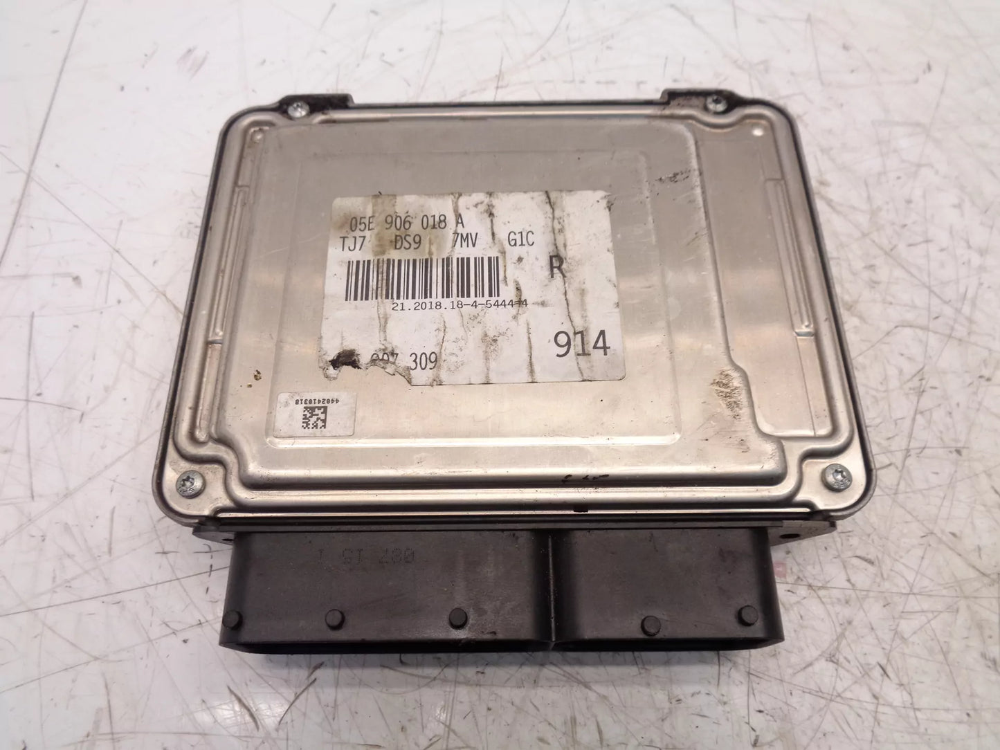 Centralita Audi A3 8V 1,5 TFSI TSI gasolina DADA DAD 05E907309
