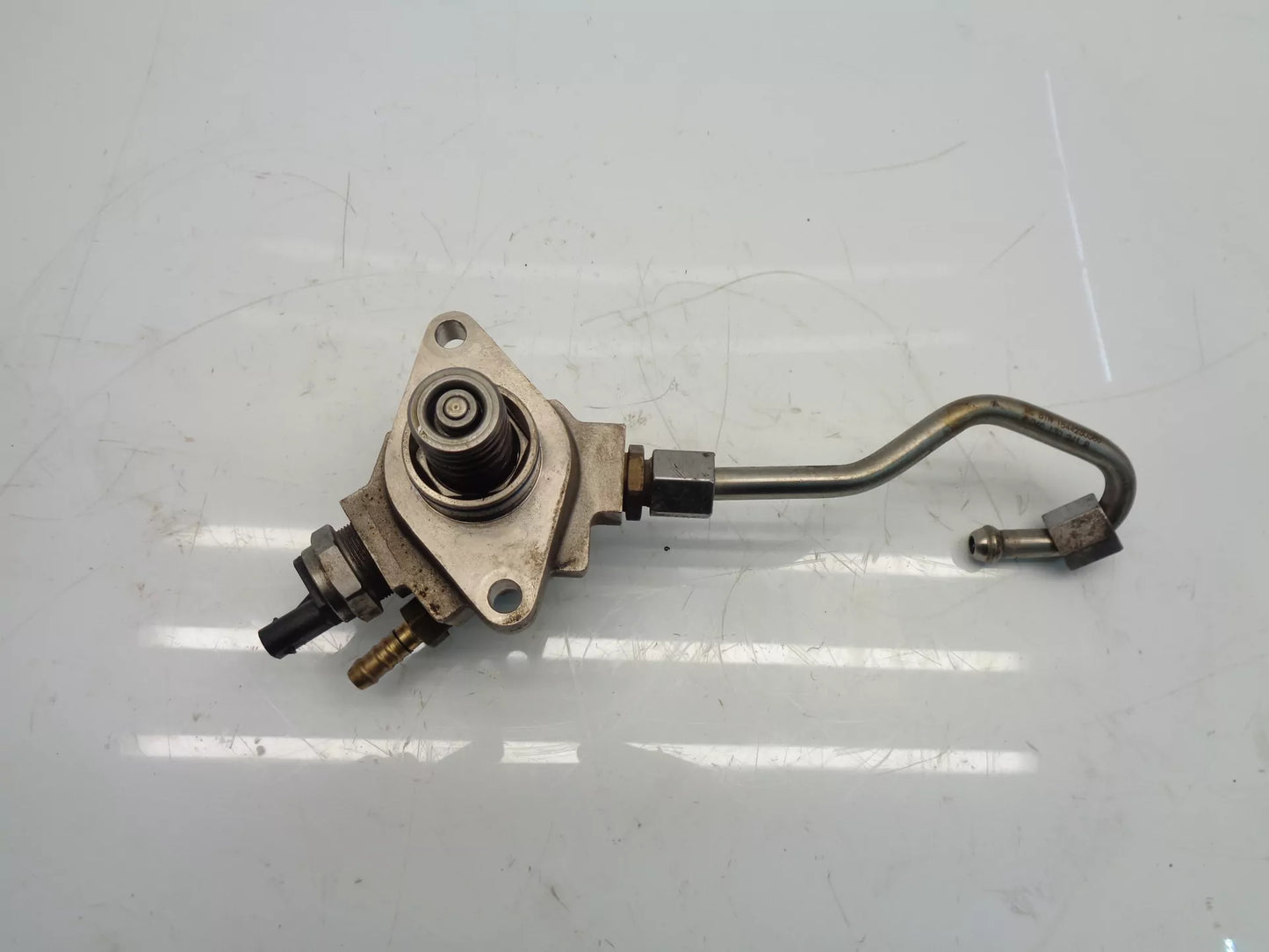 Bomba de combustible Audi Seat Skoda A1 Ibiza Polo 1,0 gasolina CHZB CHZ 04E127026L