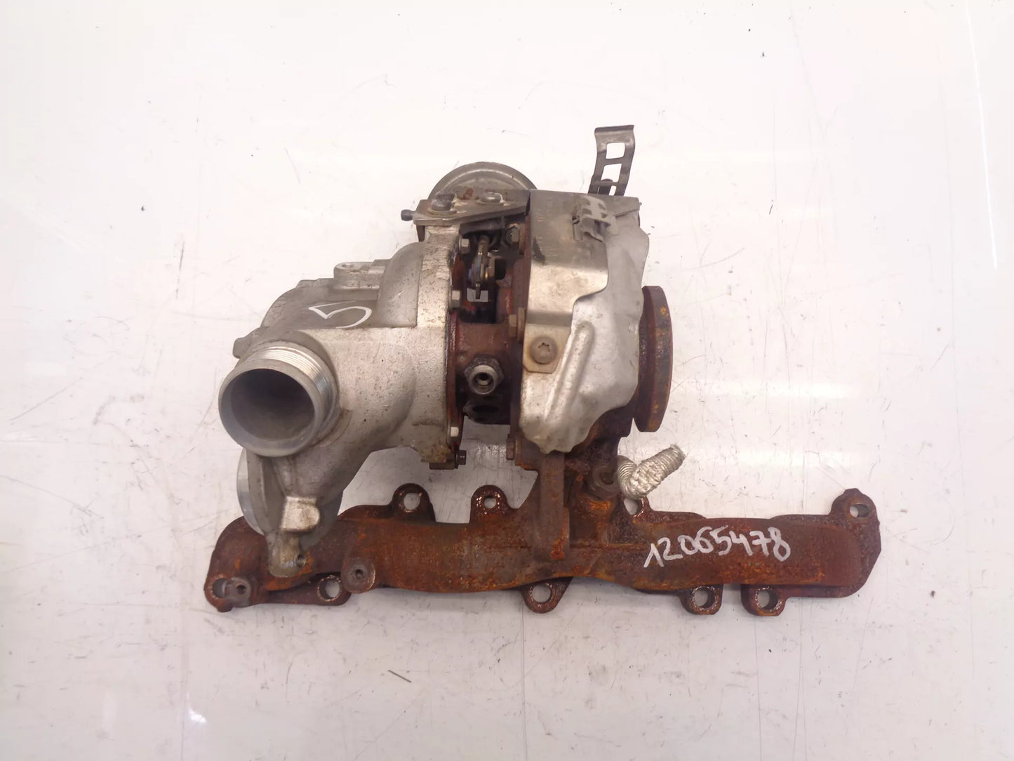 Turbocompresor Audi Seat Skoda Volkswagen A3 Leon Octavia 1,6 TDI CLHA CLH 04L971501A