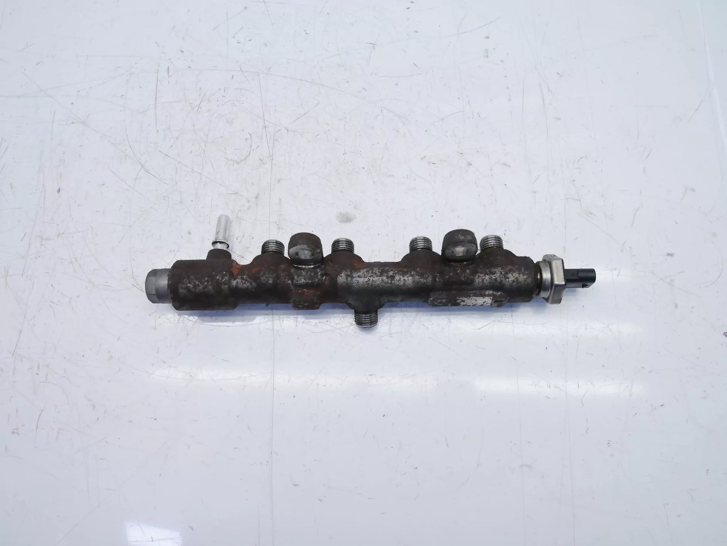 Rampa inyectora Opel Combo E 1,5 D15DTH DV5RC 9821399680