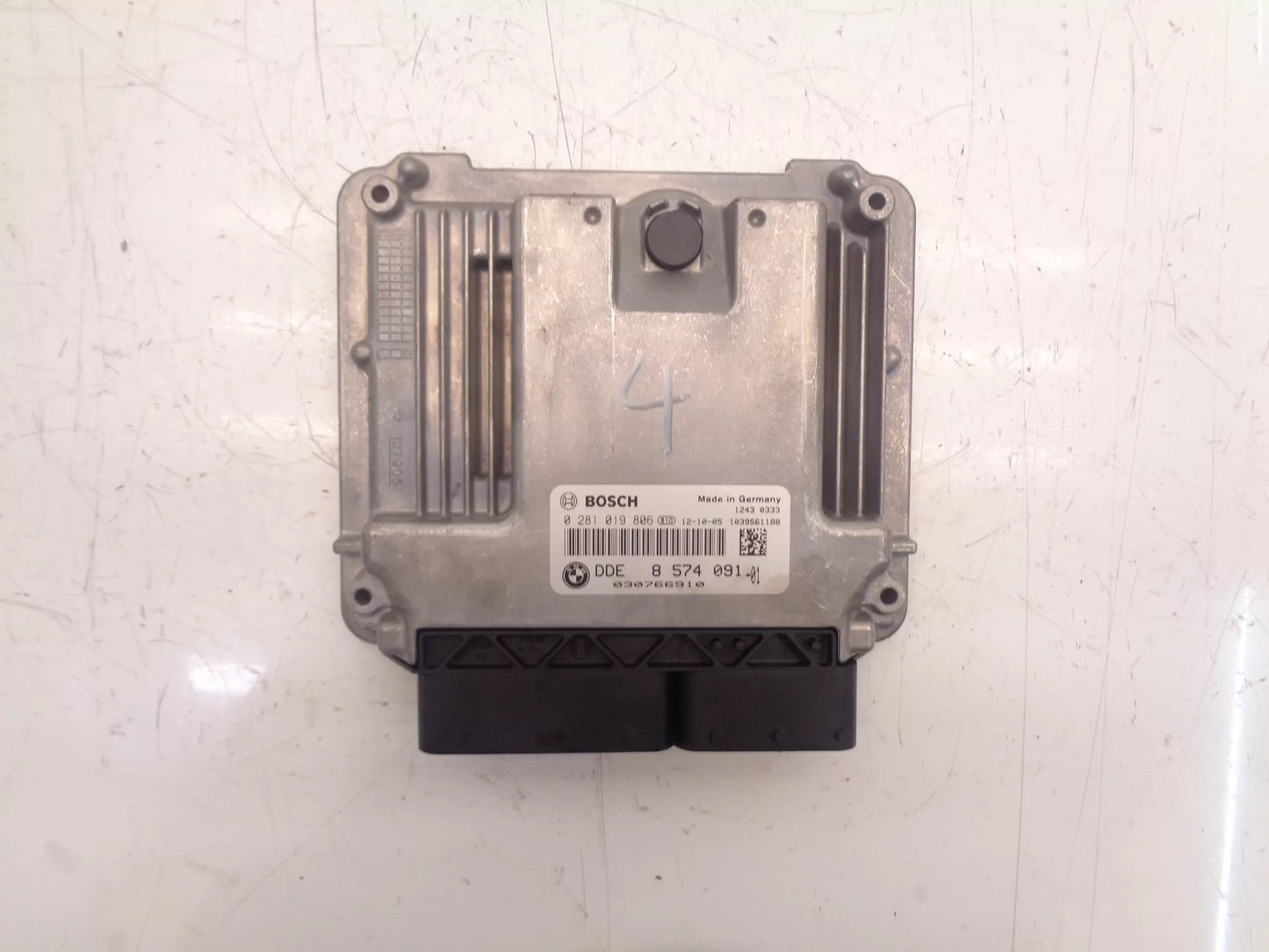 Centralita BMW 5er F10 F11 F07 520d 2,0 Diesel N47D20C N47 8574091
