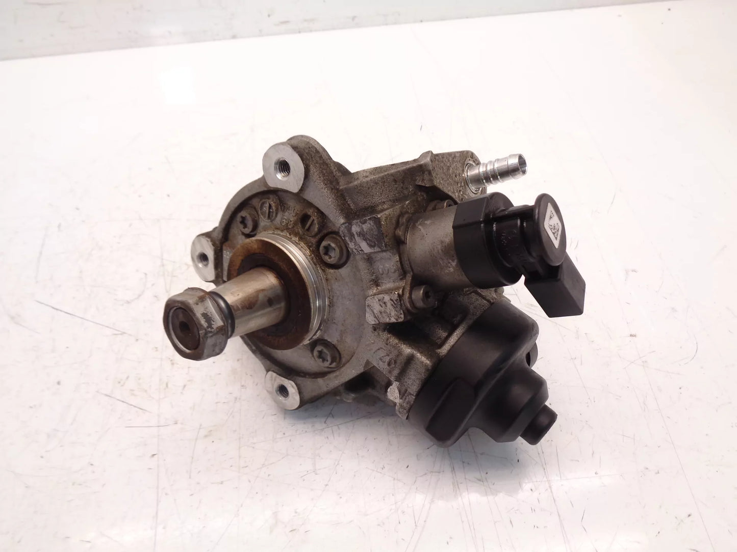 Bomba de alta presión Audi Seat Skoda Volkswagen A4 A5 A6 Leon 2.0 TDI - 03L130755AC