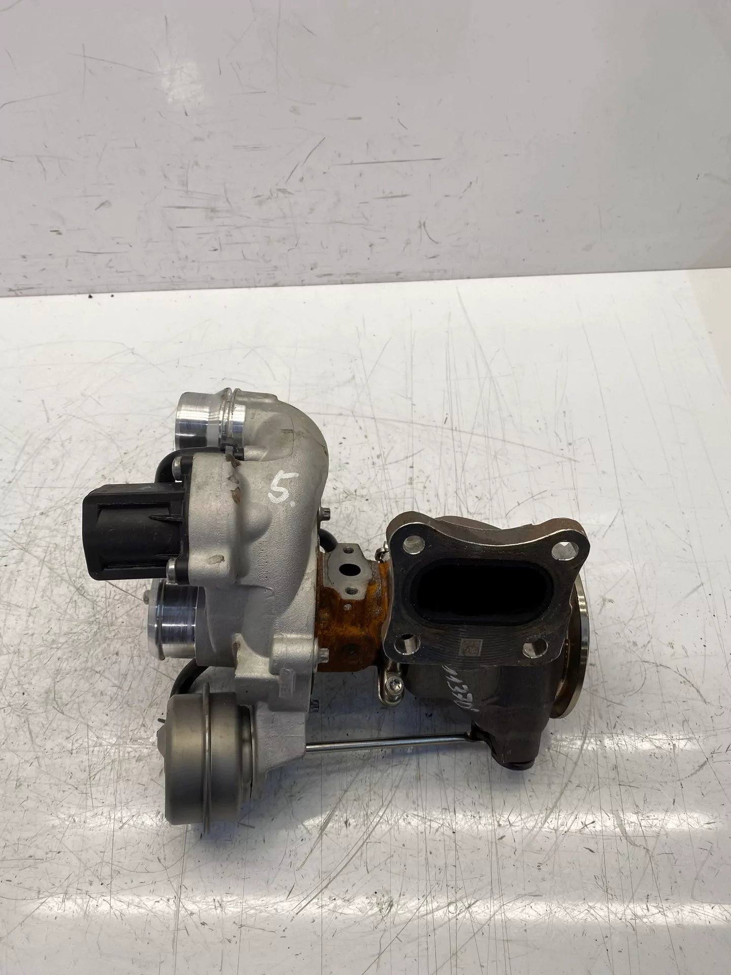 Turbocompresor MG HS 1.5 T 15E4E 10866403