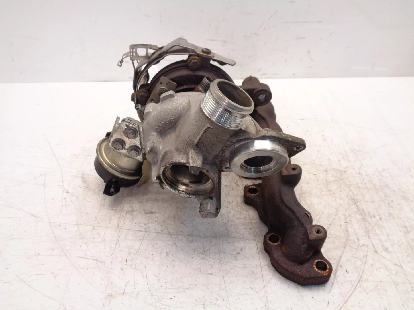 Turbocompresor Volkswagen Volkswagen Passat B8 2.0 TDI Diesel CRLB CRL 04L253010T
